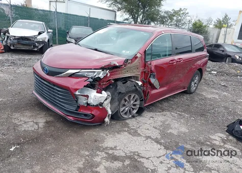 2021 Toyota Sienna Le из США, поврежденный, VIN 5TDKRKEC5MS007767